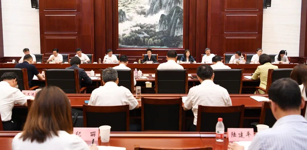 部长座谈会1.jpg
